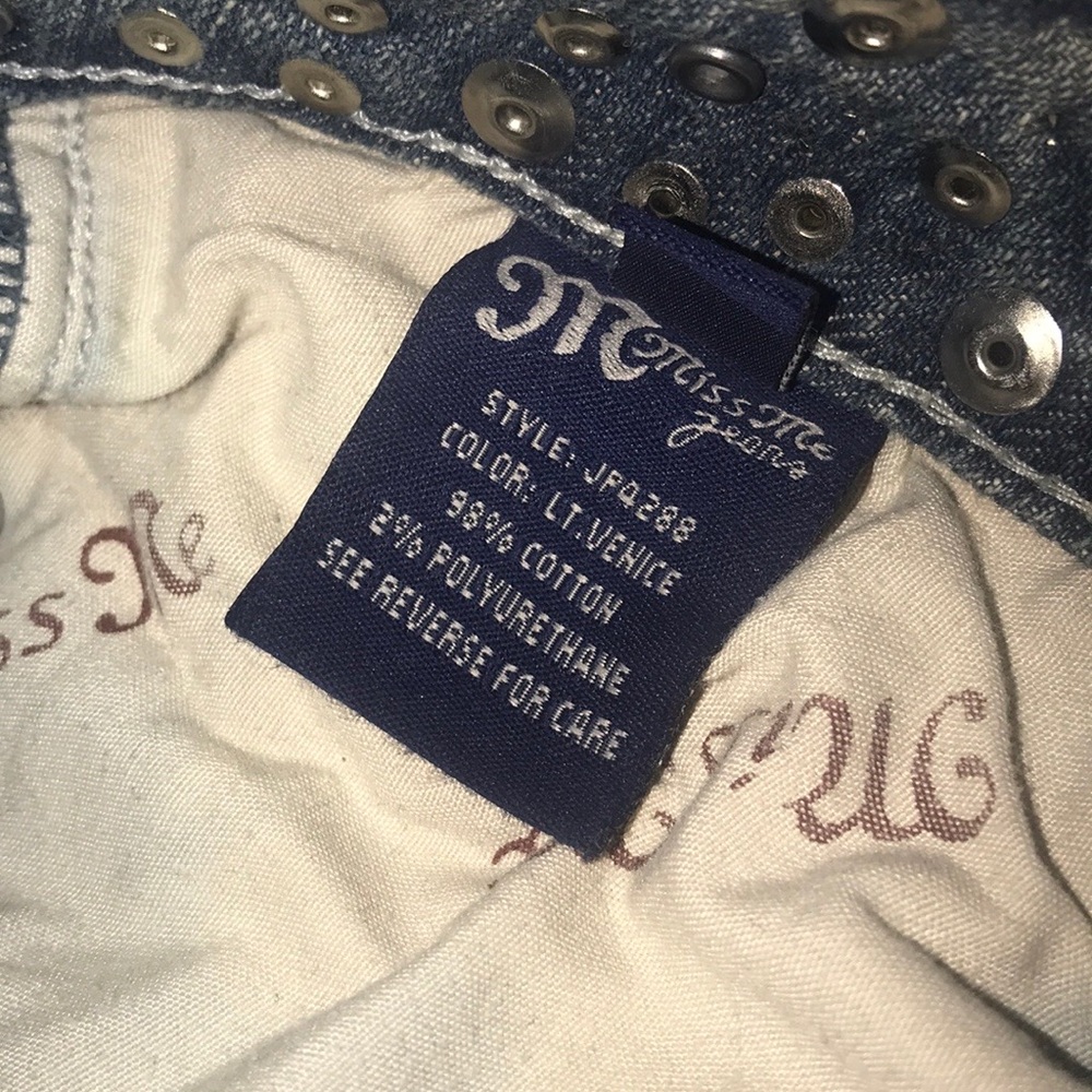 Miss Me Jeans - Picture 14 of 16